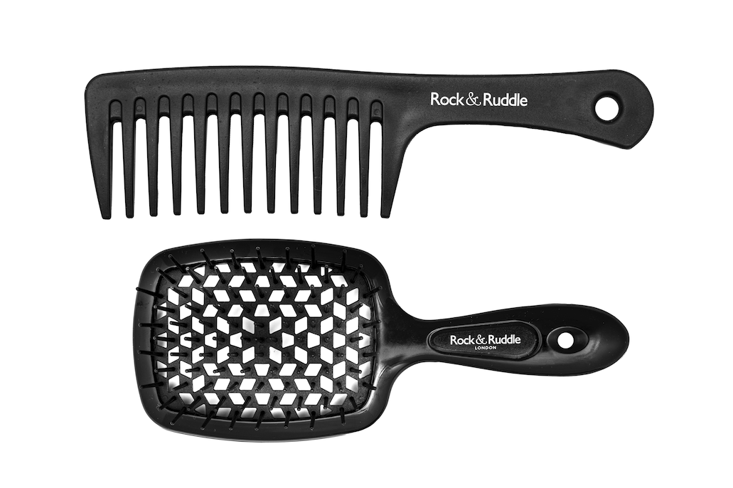 Black Beach Wave Comb