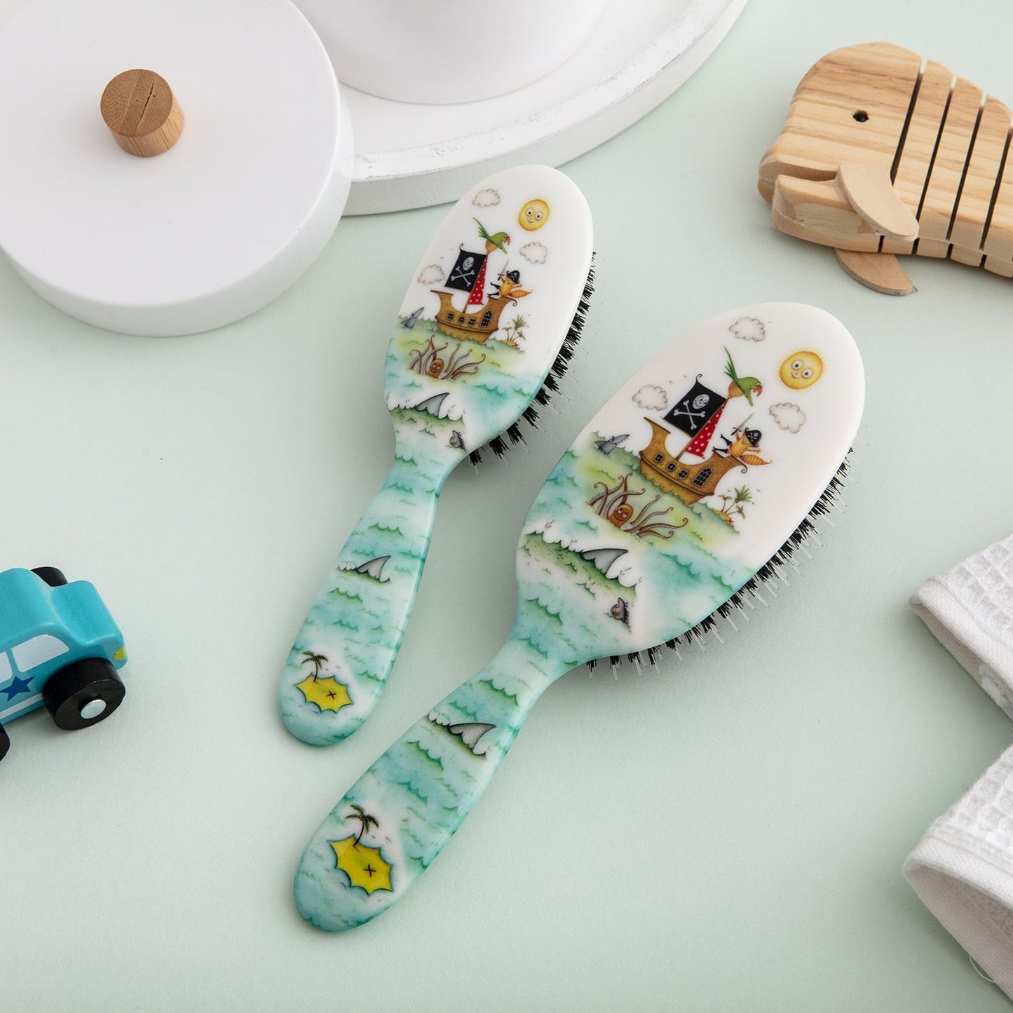 High Seas Hairbrush